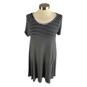 Old Navy Womens Small Short Sleeve Round Scoop Neck Black White Stripe Dress